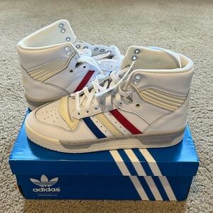 Adidas Rivalry